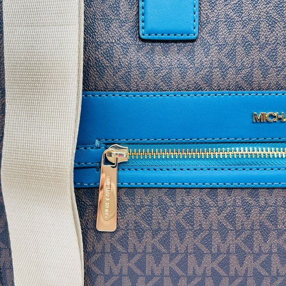 Michael Kors Large Kenly Tote Bag - Picture 3 of 13